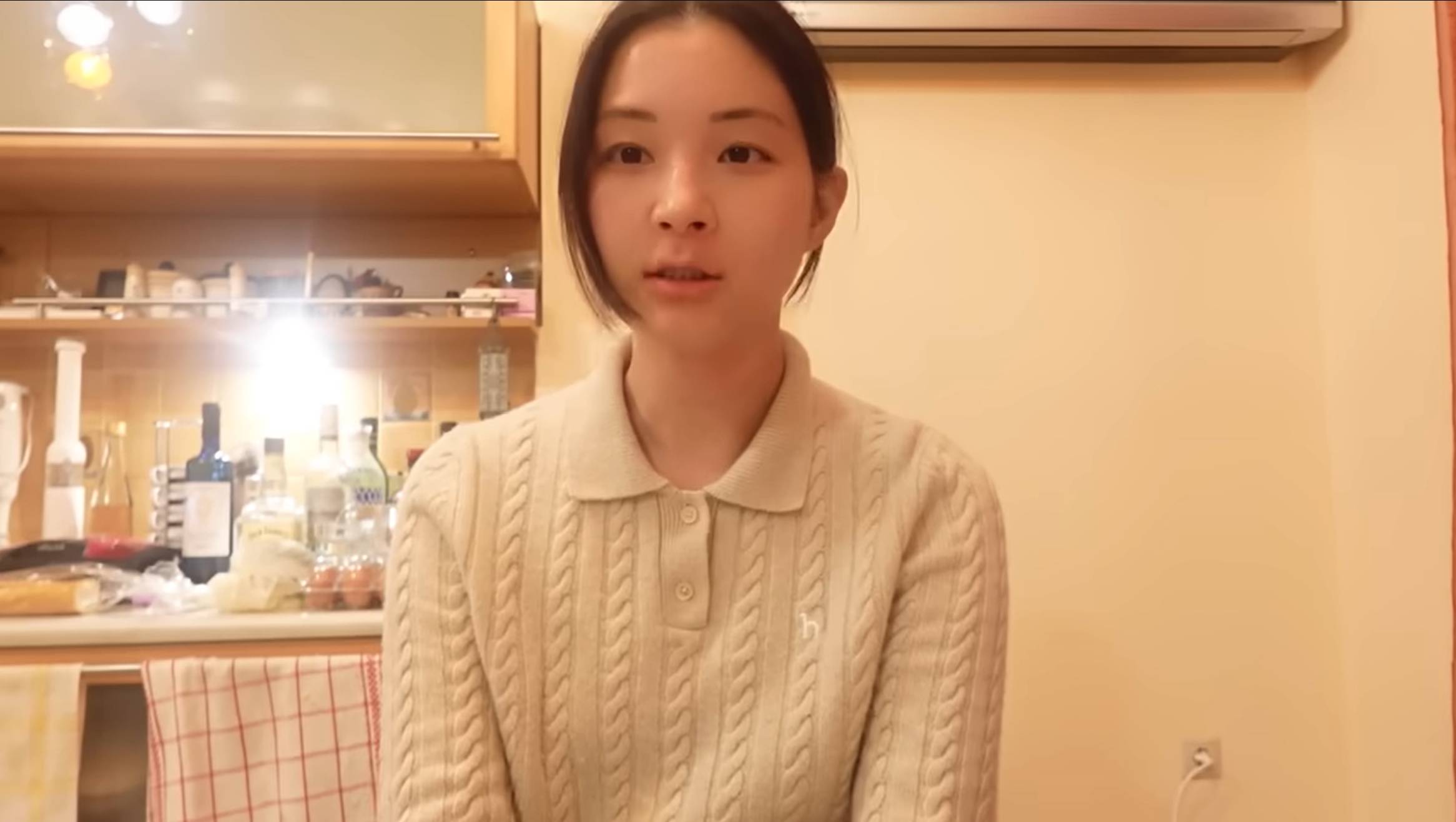 「ギリシャ人の彼氏ができたのです」 アンドロイドのお姉さんがギリシャ移住を報告 - YouTubeニュース | ユーチュラ